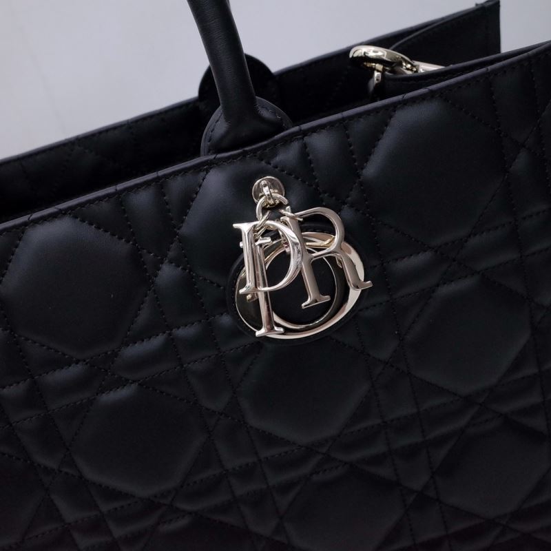 chr1st1an D10r shopping bags